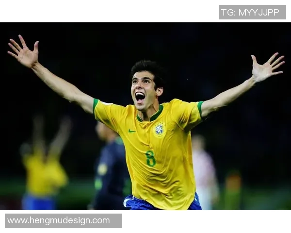 足球明星背面照片集锦展现他们独特魅力与风采的精彩瞬间